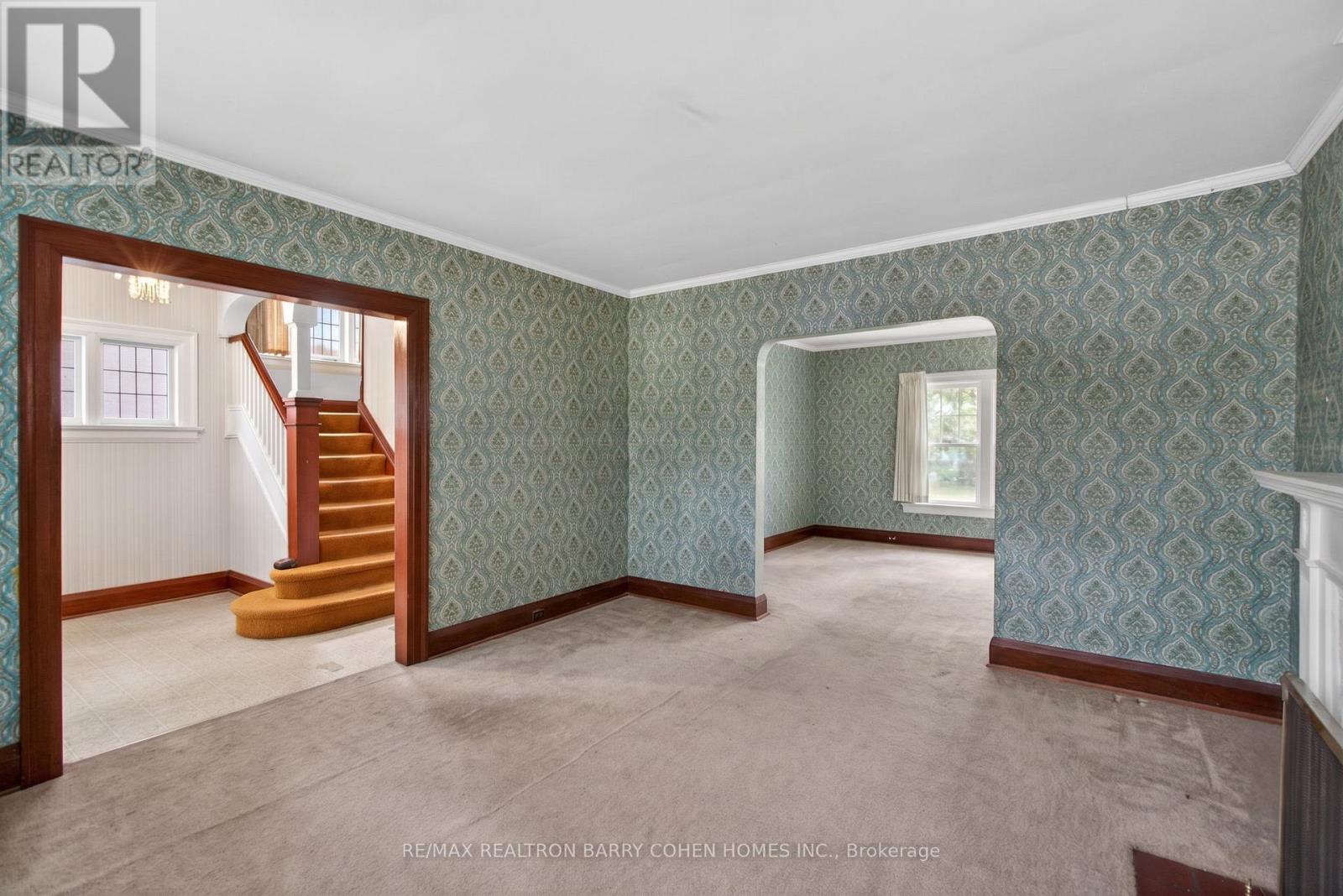 12 Stibbard Avenue, Toronto, Ontario  M4P 2C1 - Photo 4 - C13170606