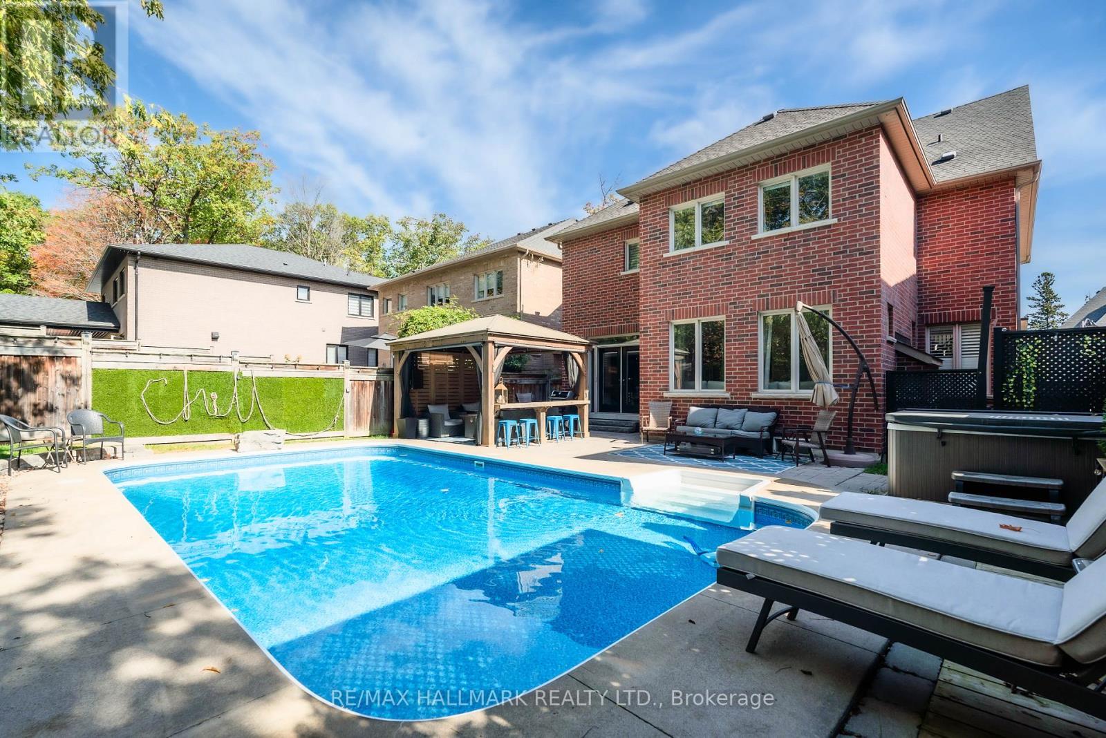 566 Maitland Drive, Pickering, Ontario L1W 0A8 - Photo 30 - E13170600