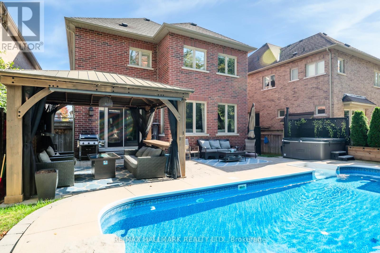 566 Maitland Drive, Pickering, Ontario L1W 0A8 - Photo 32 - E13170600