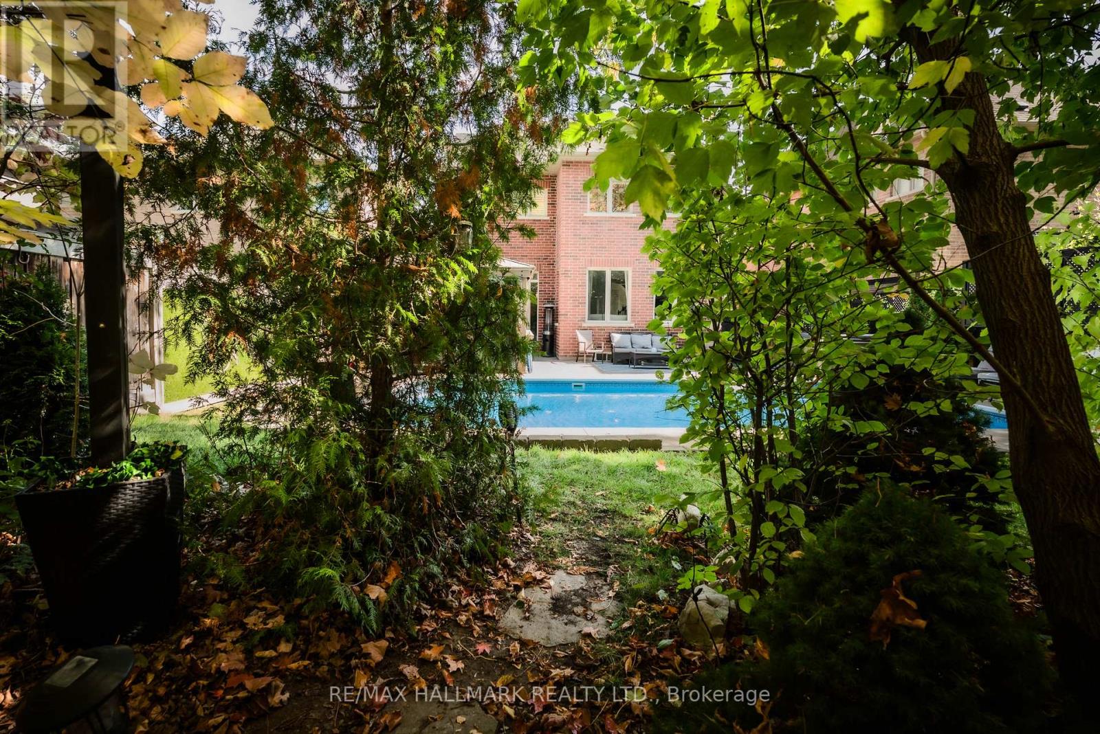 566 Maitland Drive, Pickering, Ontario L1W 0A8 - Photo 38 - E13170600