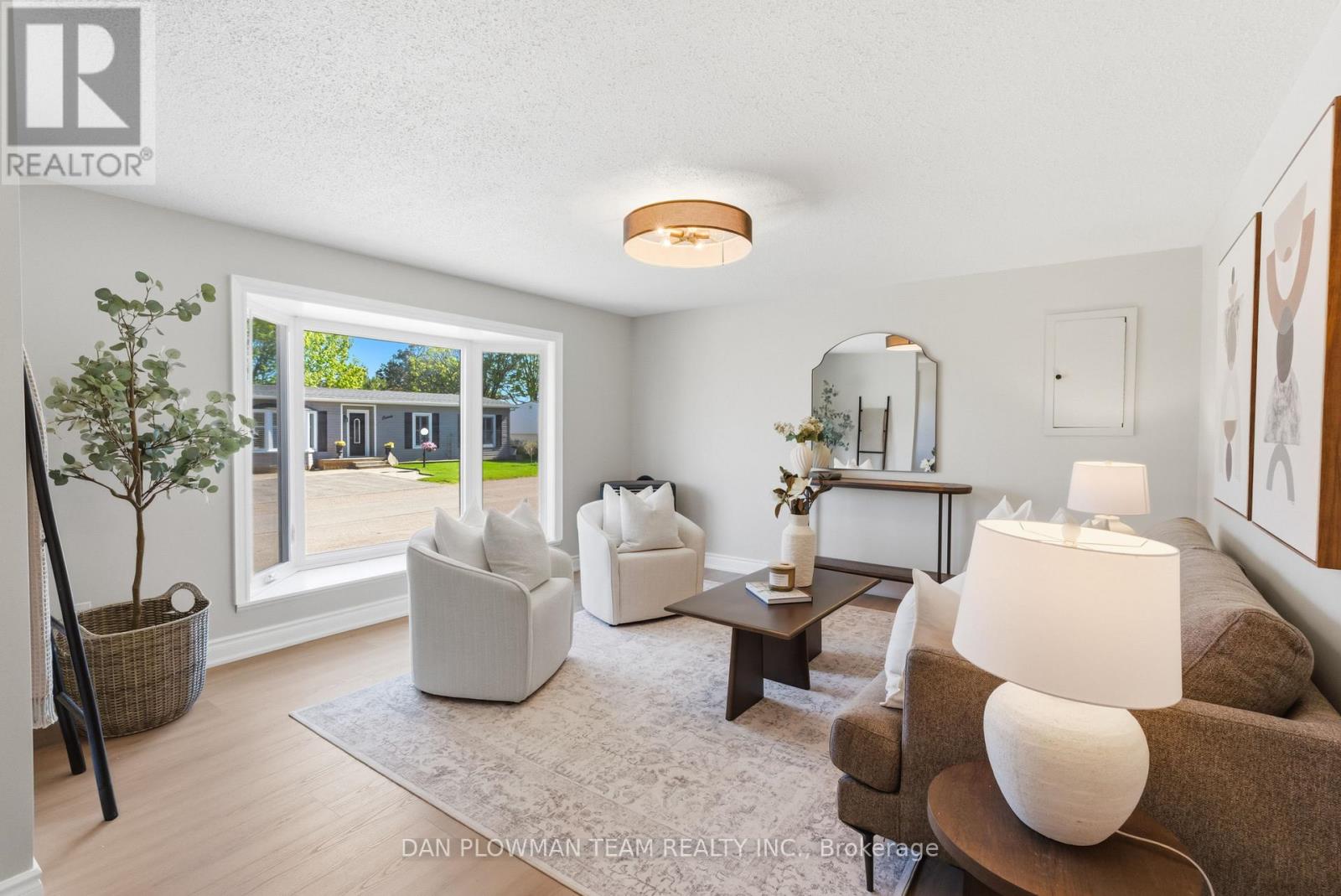 14 Heritage Lane, Clarington, Ontario  L1B 1A7 - Photo 3 - E13170660