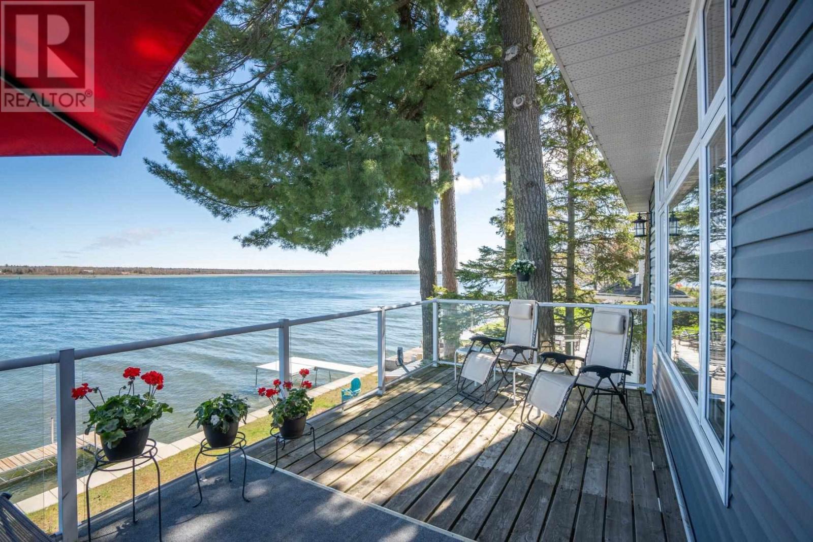 452 Red Pine Dr, Sault Ste. Marie, Ontario  P6A 5K6 - Photo 7 - SM261137