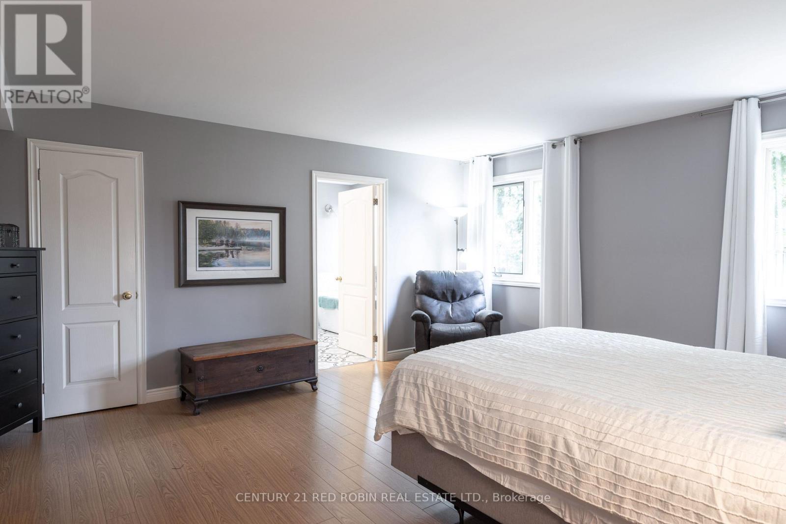 51 Queen Street, Strathroy-Caradoc, Ontario  N7G 2H5 - Photo 17 - X12681200