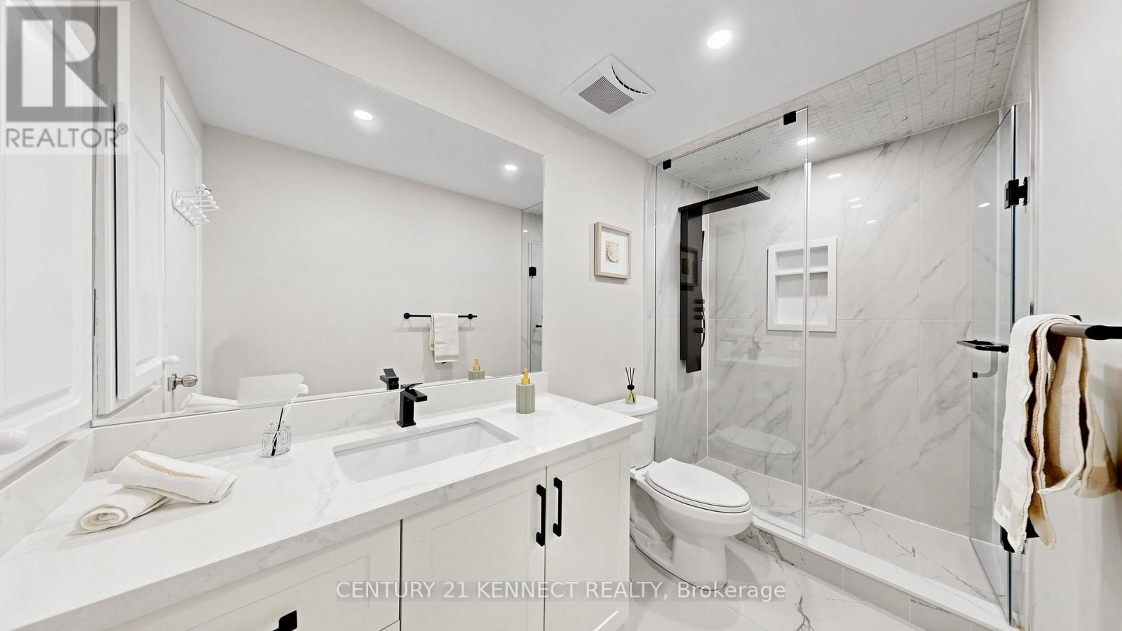 9 - 260 Avenue Road, Richmond Hill, Ontario  L4C 5G6 - Photo 18 - N13170674