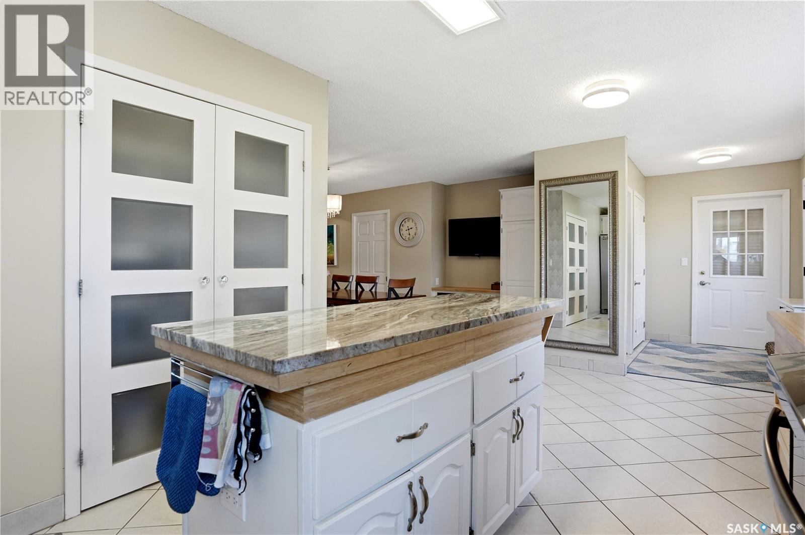 303 Currie Crescent, Strasbourg, Saskatchewan  S0G 4V0 - Photo 7 - SK036828