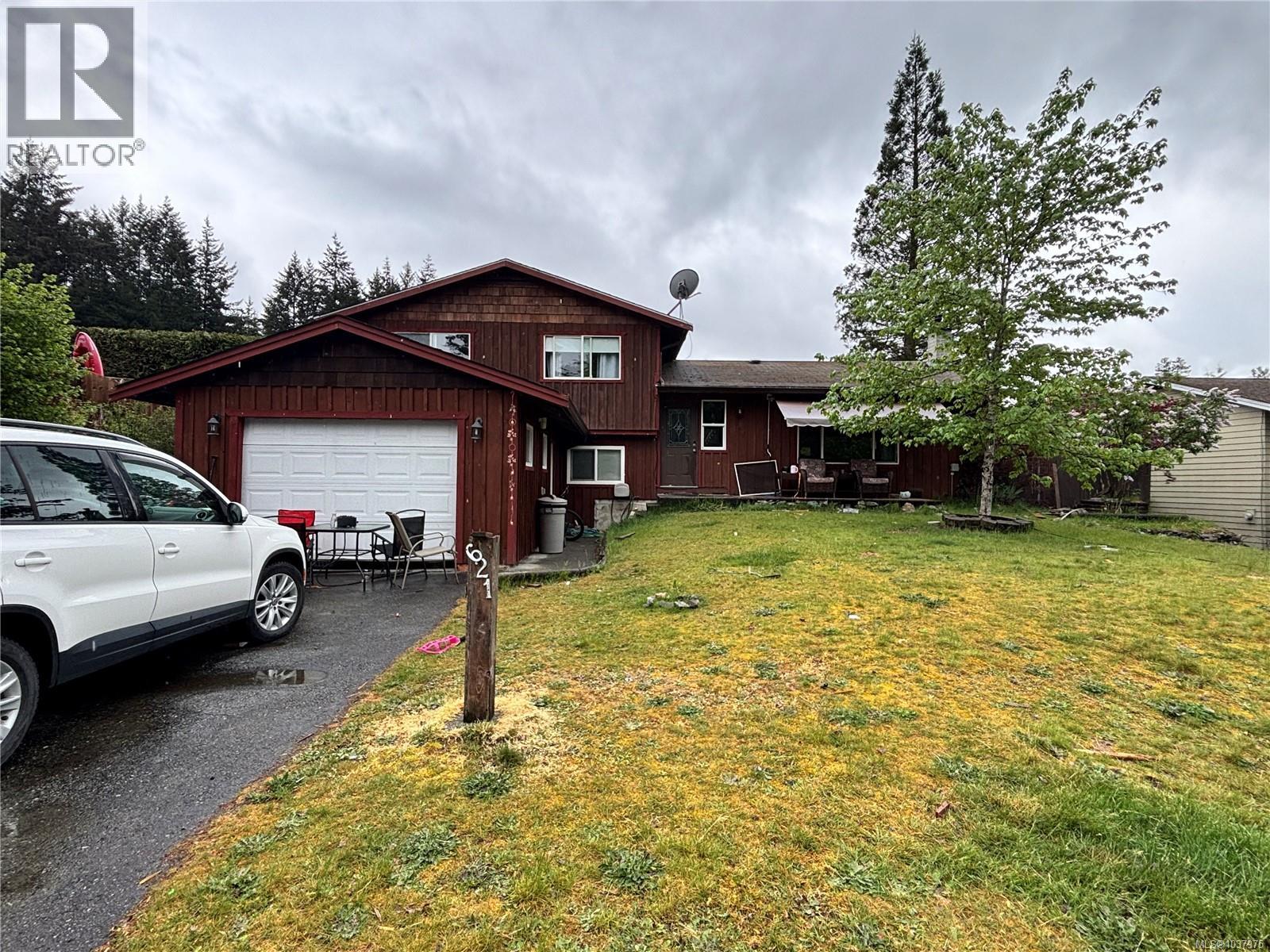 621 Dogwood Dr, Gold River, British Columbia
