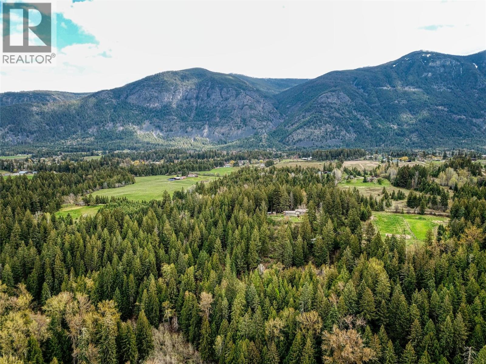 4039 Zapp Road, Canyon, British Columbia  V0B 1C1 - Photo 34 - 10384095