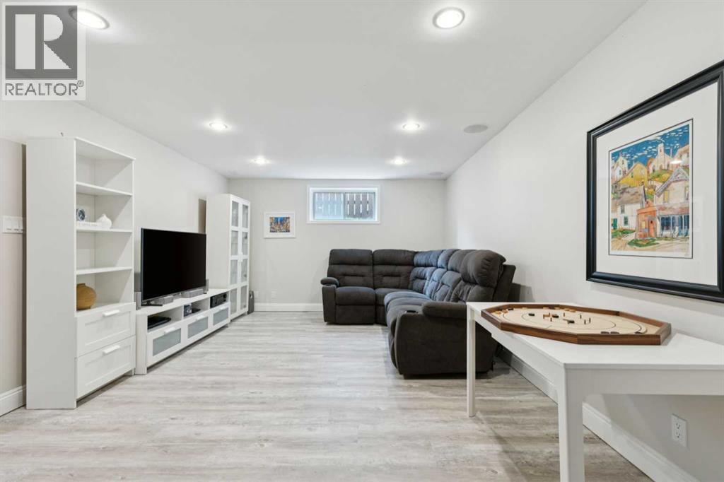 5924 Dalridge Hill NW, Calgary, Alberta  T3A 1L9 - Photo 30 - A2310077