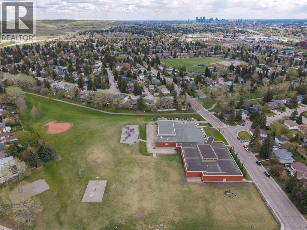5924 Dalridge Hill NW, Calgary, Alberta  T3A 1L9 - Photo 40 - A2310077