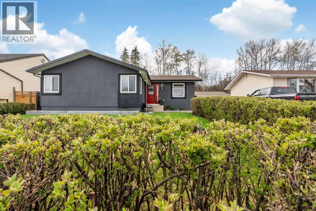 18 Moberly Crescent, Fort Mcmurray, Alberta  T9H 1G9 - Photo 1 - A2312962