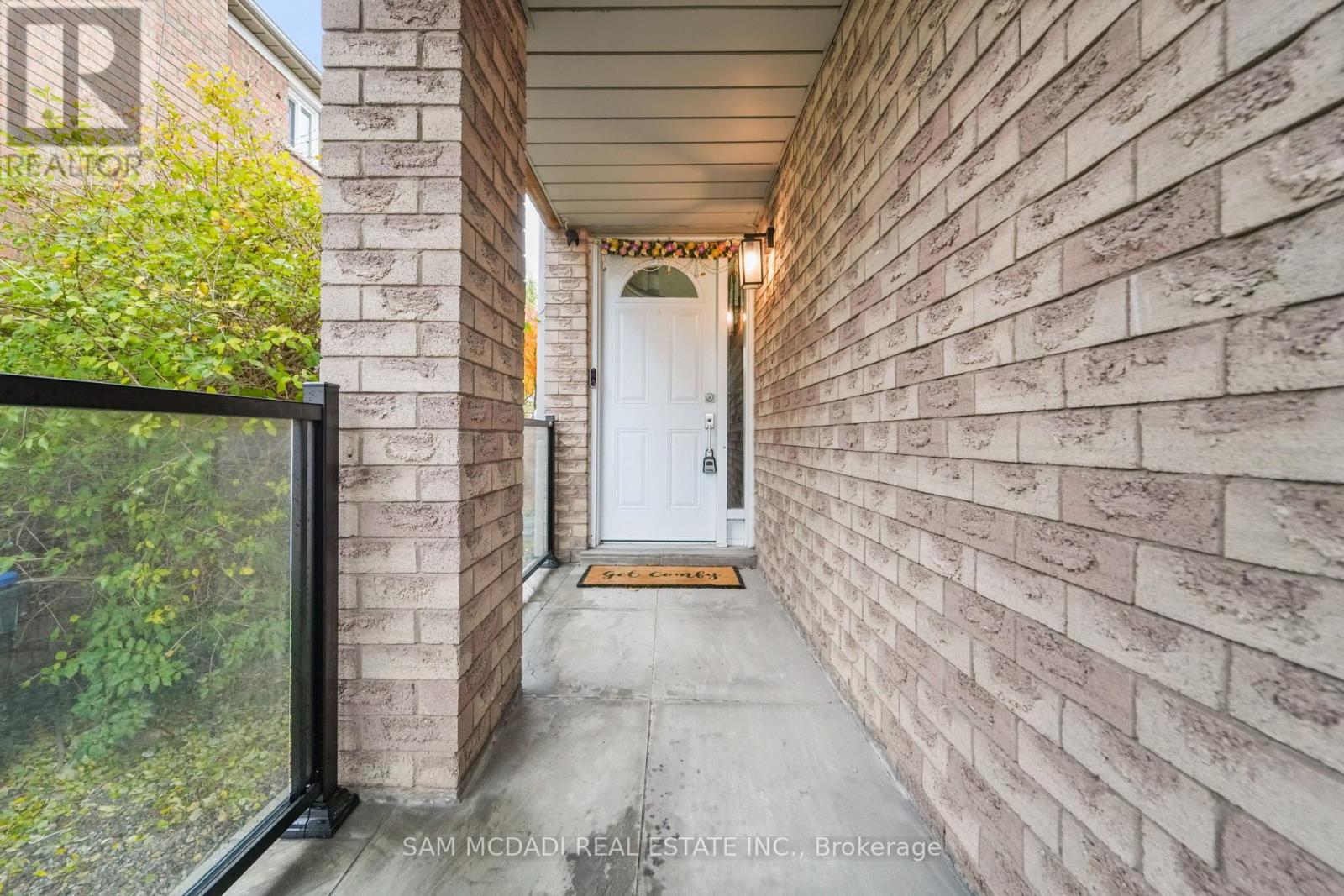 2988 Gulfstream Way, Mississauga, Ontario  L5N 6J8 - Photo 3 - W13170614