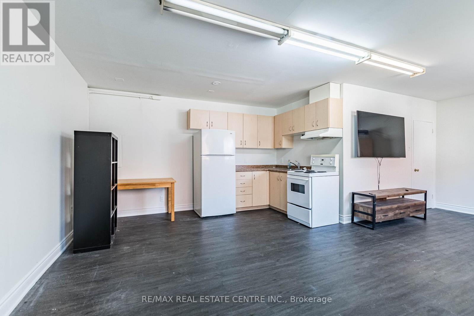 9 Mill Street W, Halton Hills, Ontario  L7J 1G3 - Photo 18 - W13170630