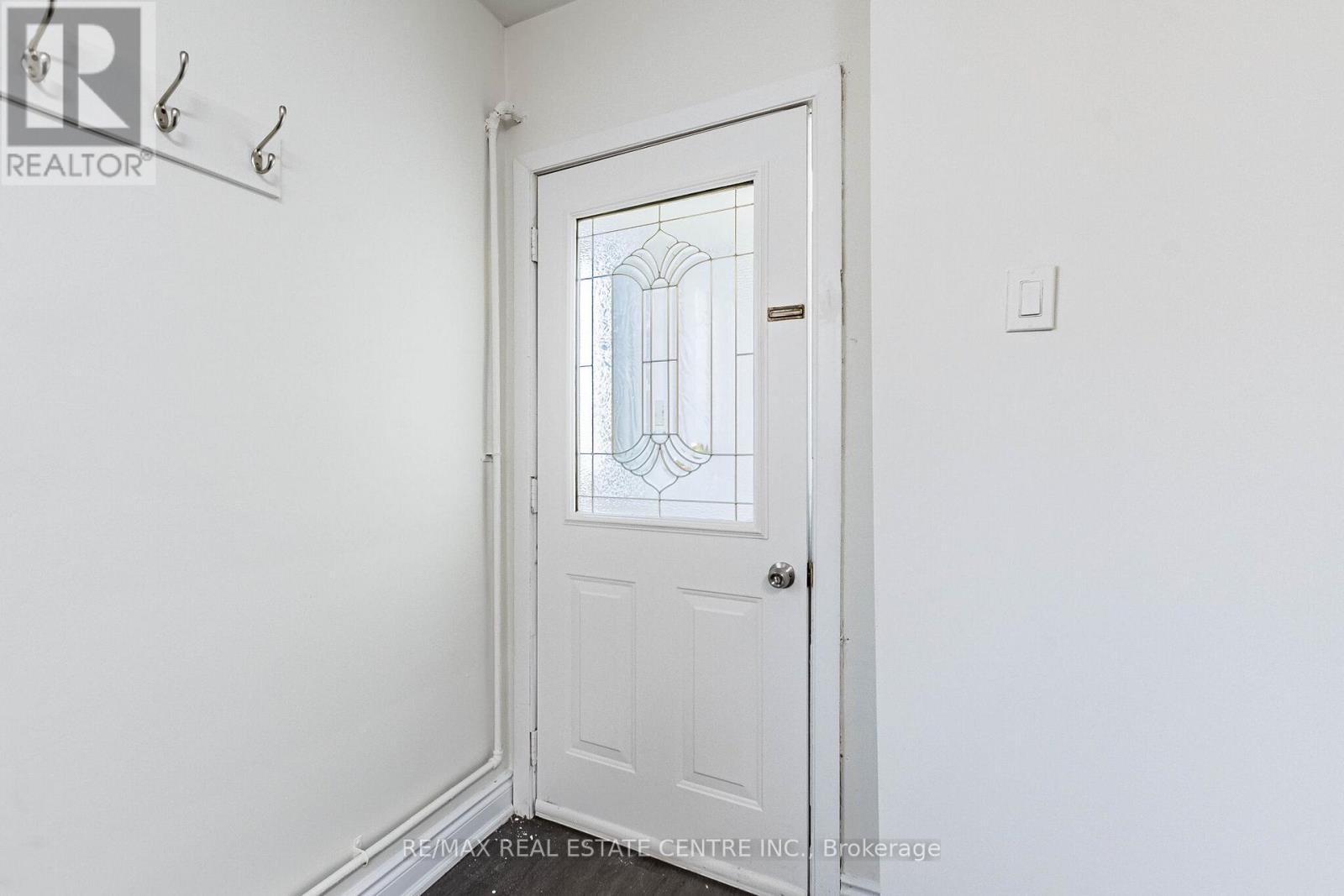 9 Mill Street W, Halton Hills, Ontario  L7J 1G3 - Photo 28 - W13170630
