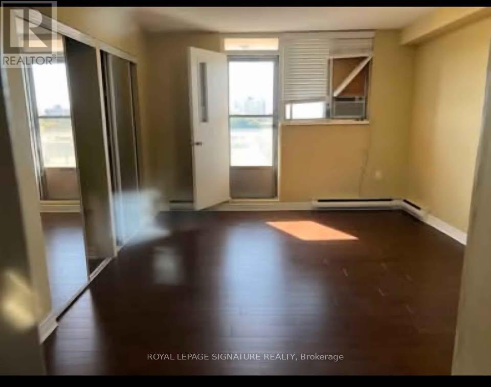 501 - 49 Silverstone Drive, Toronto, Ontario  M9V 3G2 - Photo 3 - W13170638