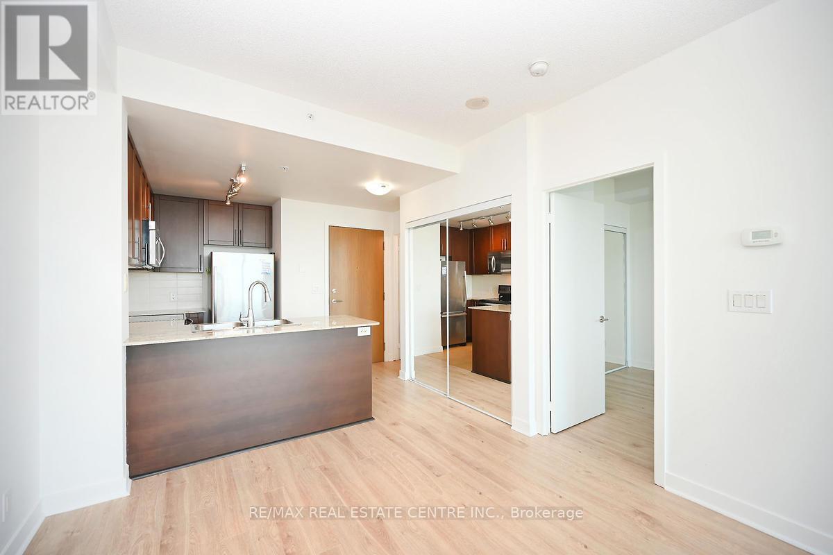 1909 - 3985 Grand Park Drive, Mississauga, Ontario  L5B 0H8 - Photo 17 - W13170654
