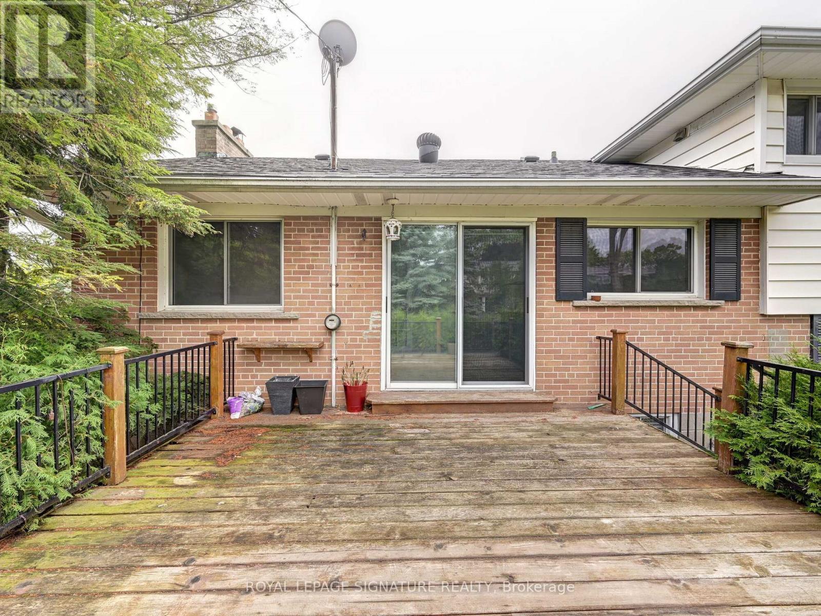 251 Third Line, Oakville, Ontario  L6L 4A2 - Photo 44 - W13170698
