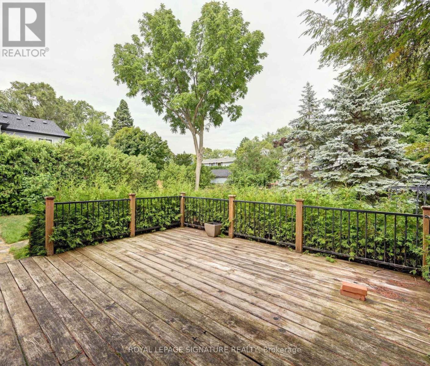 251 Third Line, Oakville, Ontario  L6L 4A2 - Photo 46 - W13170698