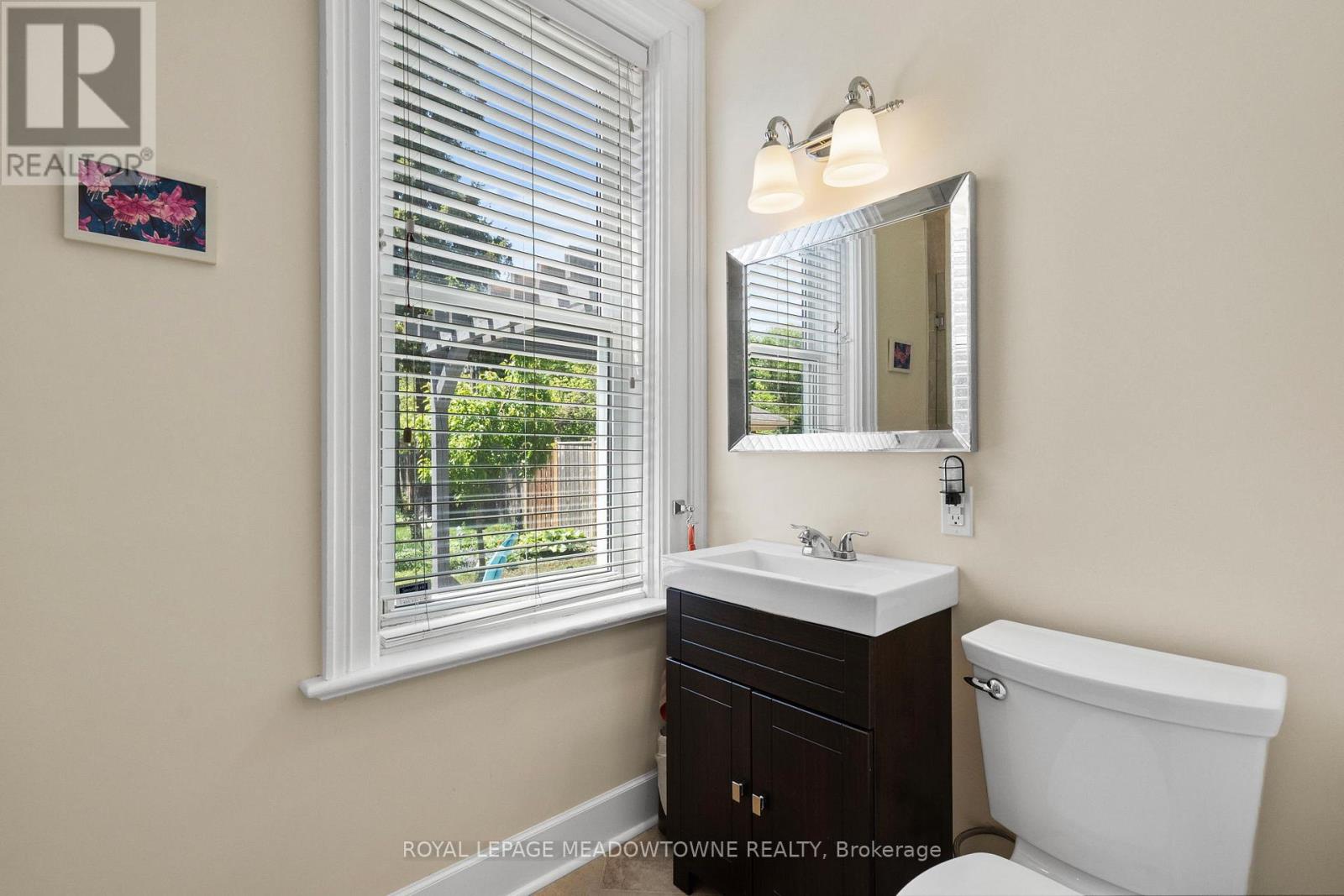 272 Pine Street, Milton, Ontario  L9T 1K5 - Photo 14 - W13170708