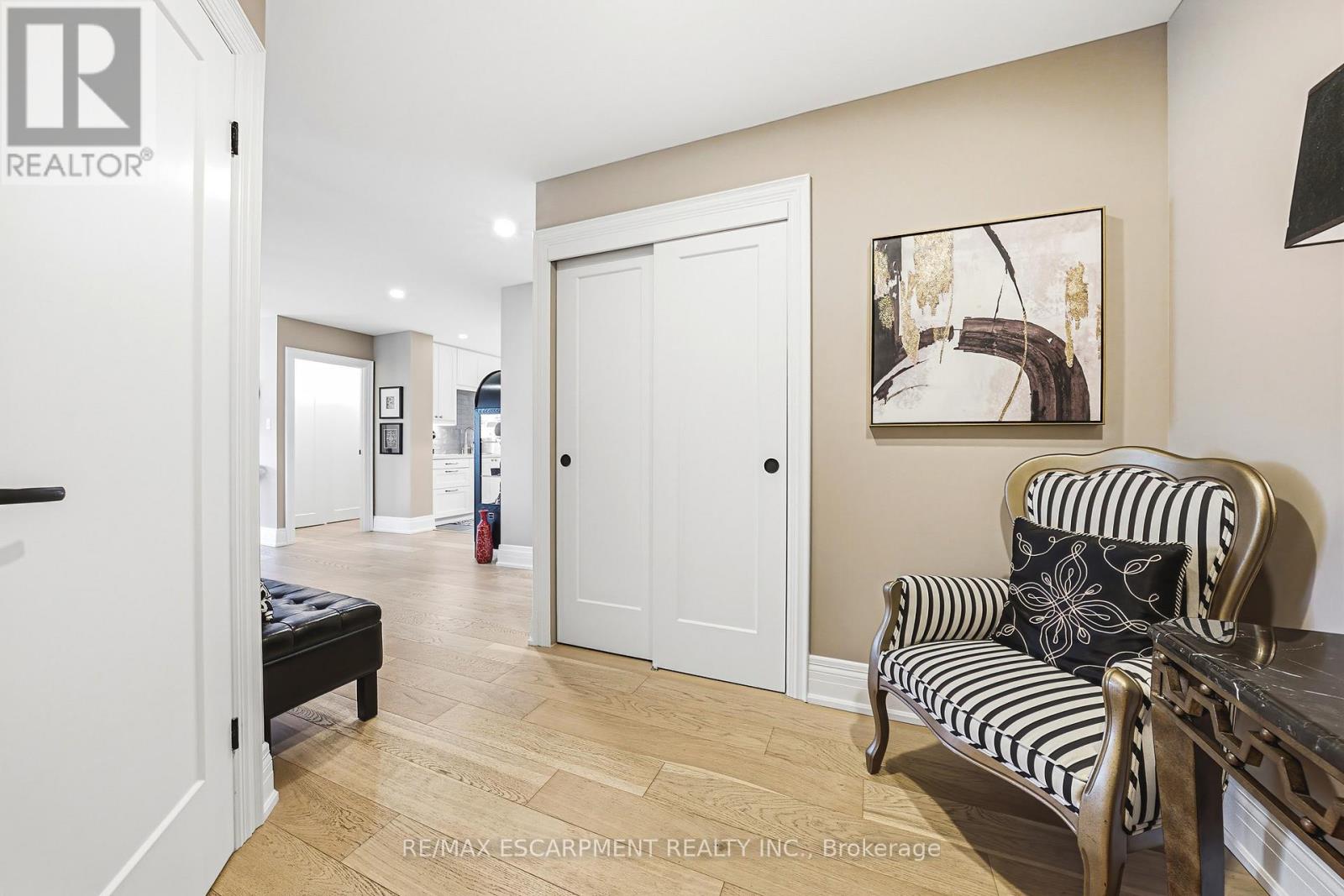 101 - 1201 North Shore Boulevard E, Burlington, Ontario  L7S 1Z5 - Photo 3 - W13170714