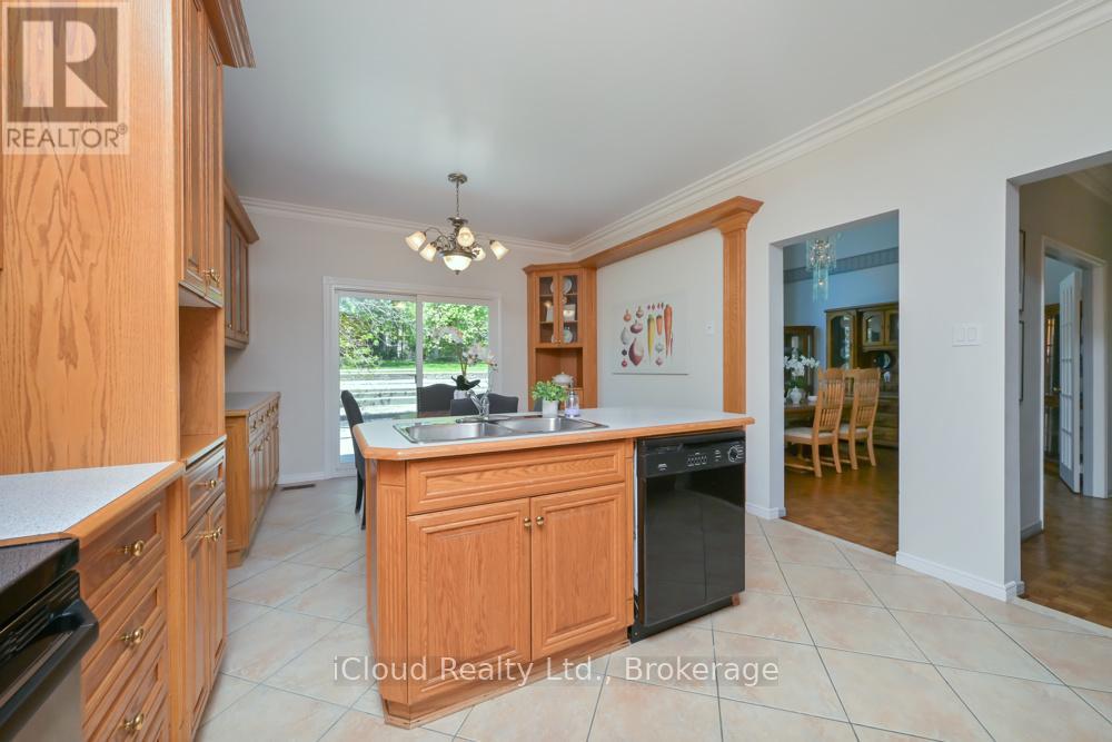 114 Kenpark Avenue, Brampton, Ontario  L6Z 3J8 - Photo 10 - W13170724