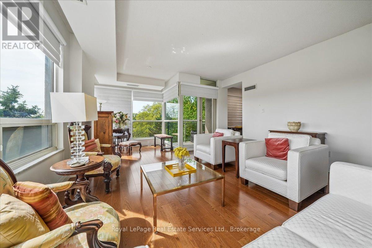 405 - 2511 Lakeshore Road W, Oakville, Ontario  L6L 6L9 - Photo 10 - W13170894