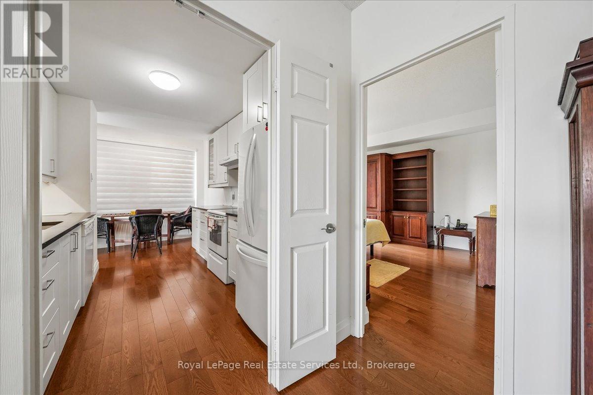 405 - 2511 Lakeshore Road W, Oakville, Ontario  L6L 6L9 - Photo 27 - W13170894