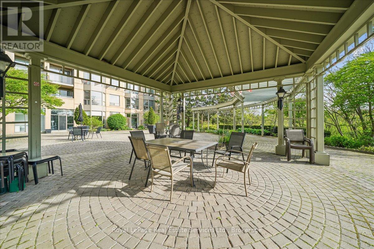 405 - 2511 Lakeshore Road W, Oakville, Ontario  L6L 6L9 - Photo 39 - W13170894
