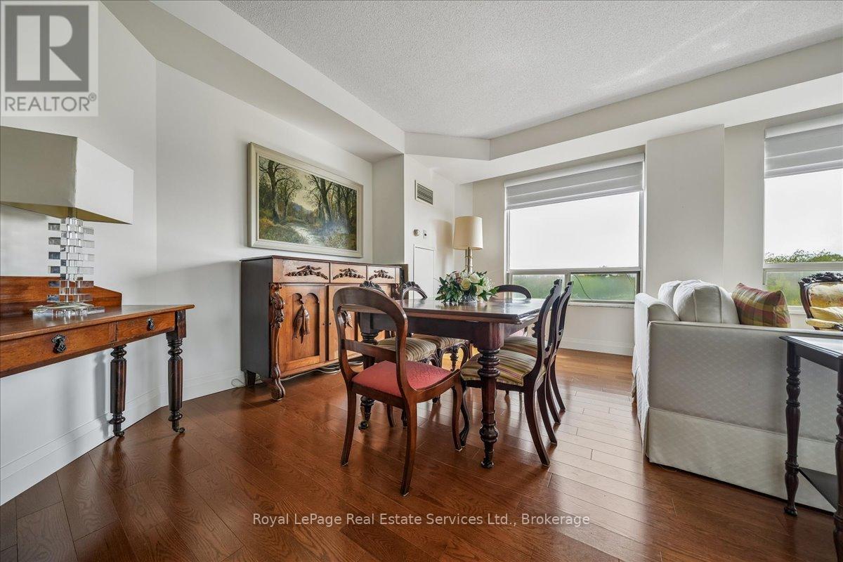 405 - 2511 Lakeshore Road W, Oakville, Ontario  L6L 6L9 - Photo 8 - W13170894