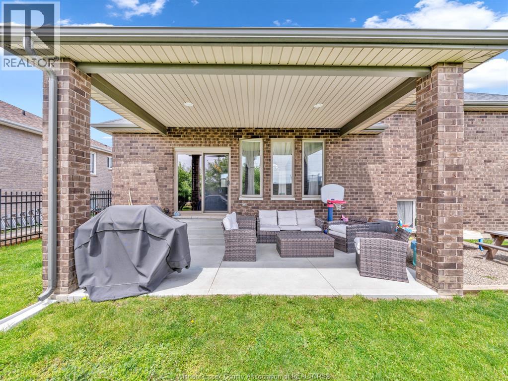 863 Southwood Drive, Lakeshore, Ontario  N0R 1A0 - Photo 45 - 26012067