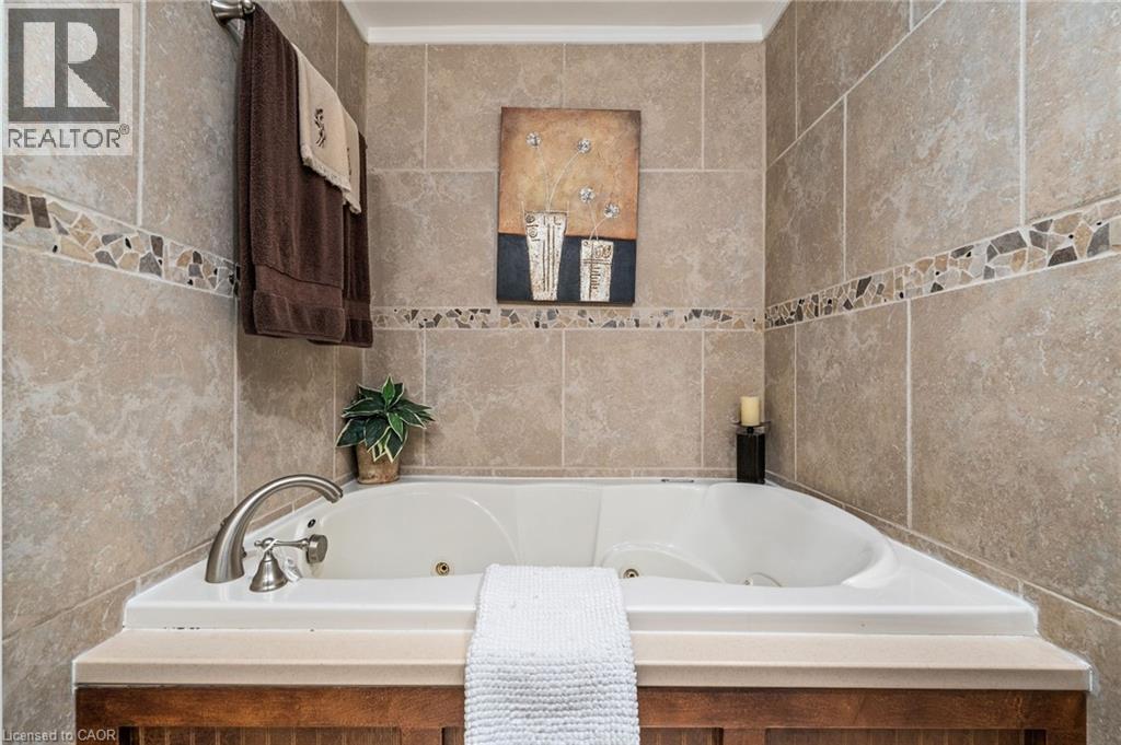 131 Grandview Hilltop Drive Unit# 1, Huntsville, Ontario  P1H 2J5 - Photo 10 - 40829470