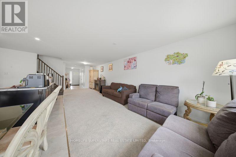135 Hardcastle Drive, Waterloo, Ontario  N1S 0A6 - Photo 10 - X13170662