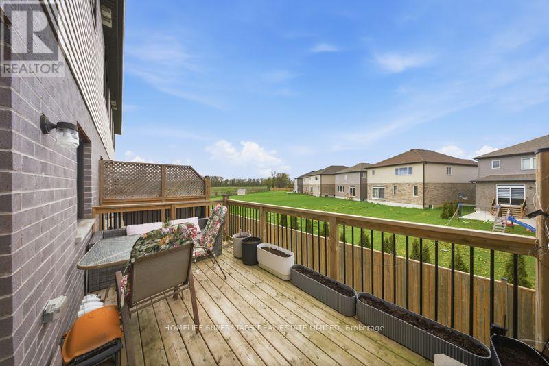 135 Hardcastle Drive, Waterloo, Ontario  N1S 0A6 - Photo 23 - X13170662