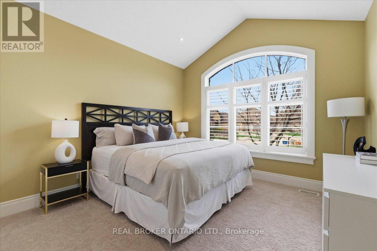 945 Riverstone Court, Kitchener, Ontario  N2P 0A3 - Photo 22 - X13170728