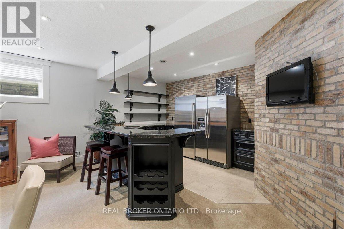 945 Riverstone Court, Kitchener, Ontario  N2P 0A3 - Photo 30 - X13170728