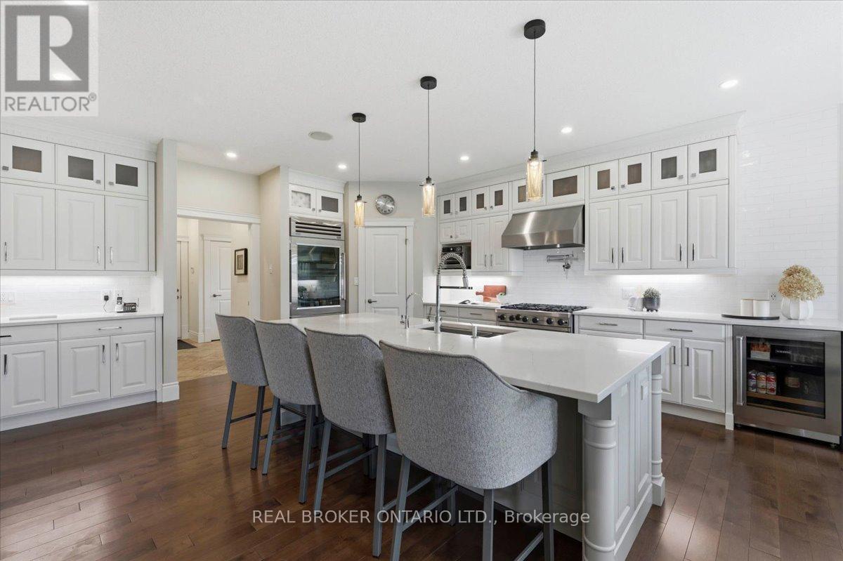 945 Riverstone Court, Kitchener, Ontario  N2P 0A3 - Photo 7 - X13170728
