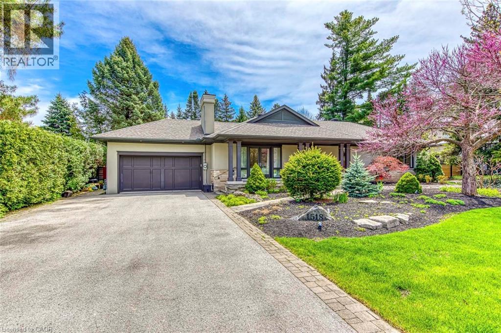 1518 OAKHILL Drive, Oakville, Ontario