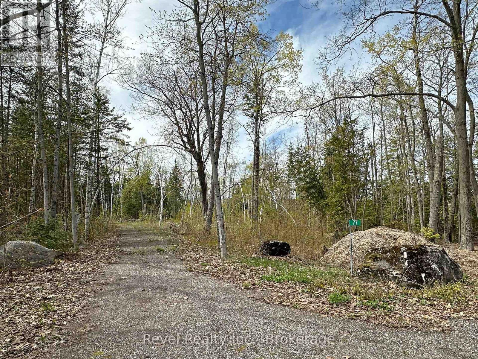 77 Mcnevan Drive, Kawartha Lakes, Ontario  K0M 1N0 - Photo 2 - X13171004