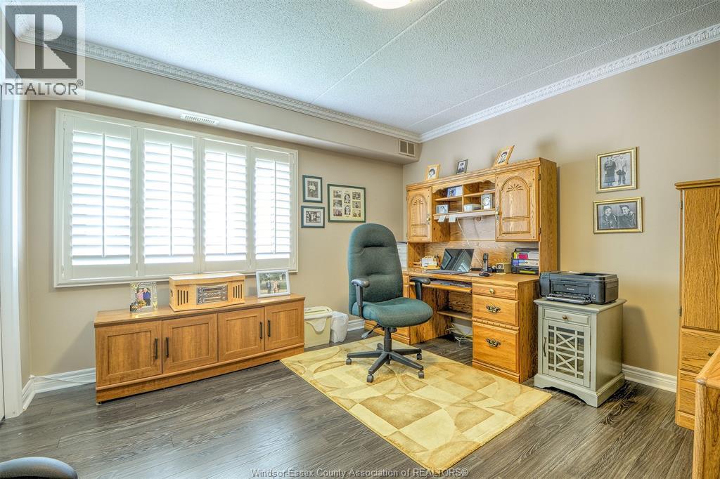 320 Village Grove Drive Unit# A401, Tecumseh, Ontario  N8N 4X7 - Photo 22 - 26012013