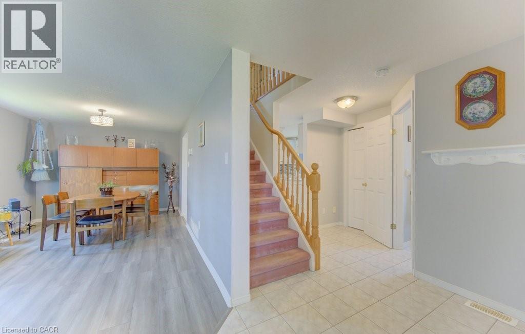 64 Deerpath Drive, Guelph, Ontario  N1K 1V1 - Photo 9 - 40830822