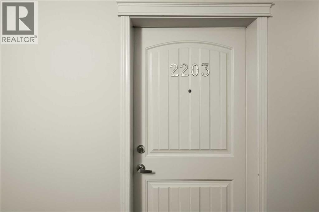 2203, 175 Panatella Hill NW, Calgary, Alberta T3K 0V9 - Photo 3 - A2307225