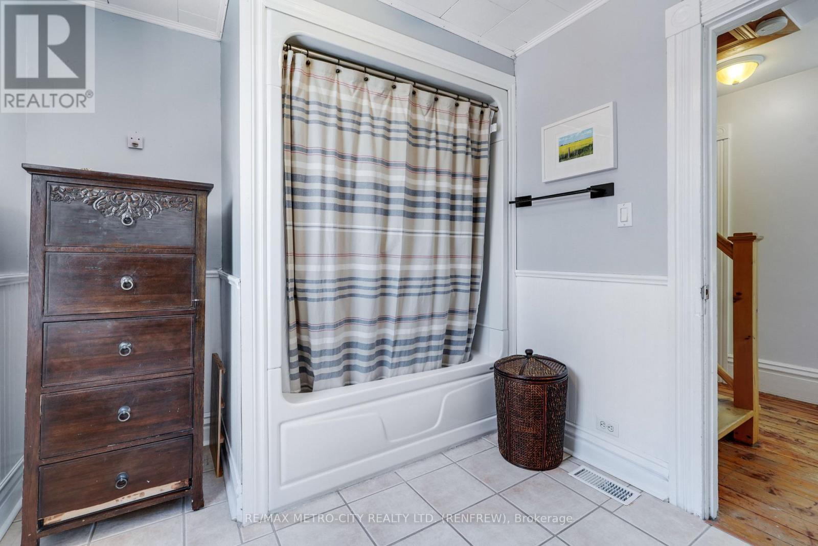 200 Ross Street, Renfrew, Ontario  K7V 2J2 - Photo 23 - X13170932