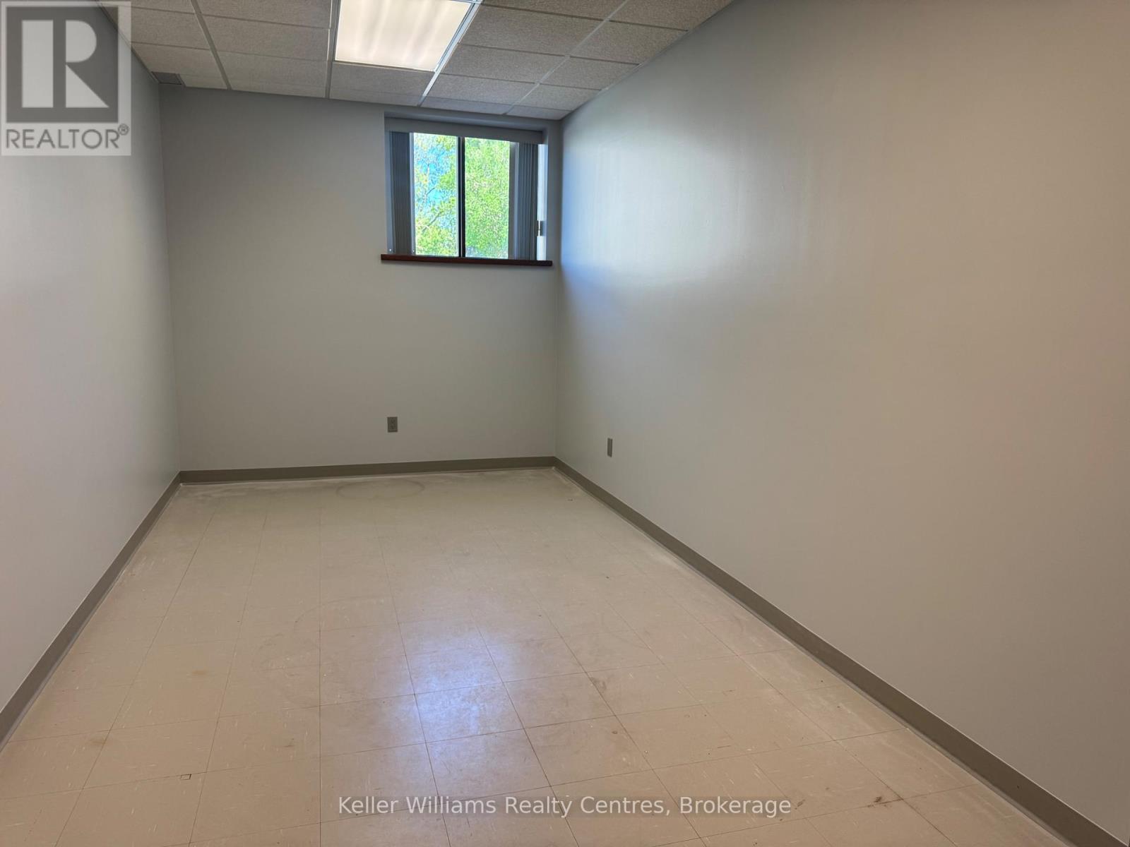 517 10th Street, Hanover, Ontario  N4N 1R4 - Photo 3 - X13170828