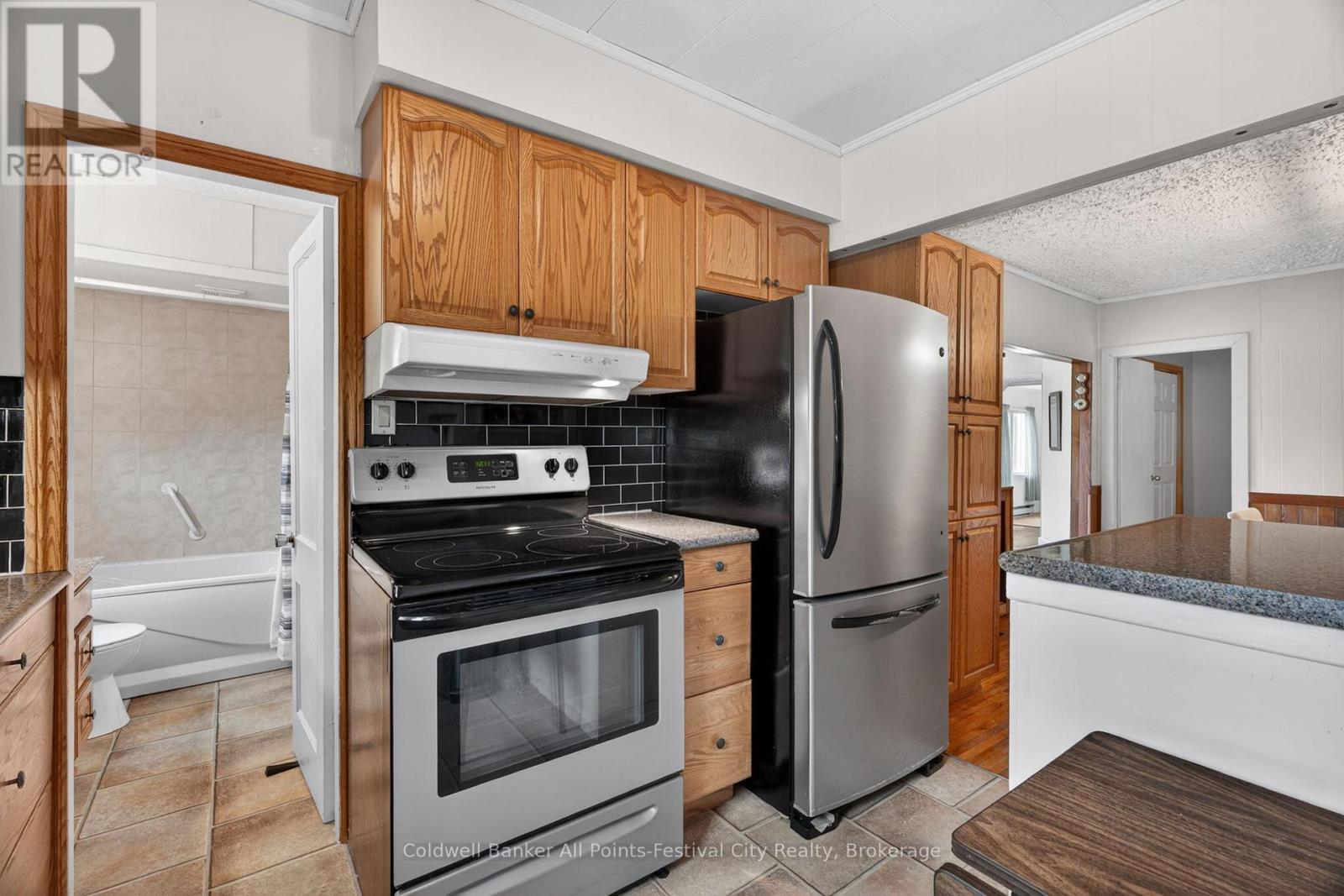 484 Bob Street, Huron-Kinloss (Lucknow), Ontario  N0G 2H0 - Photo 17 - X13170926