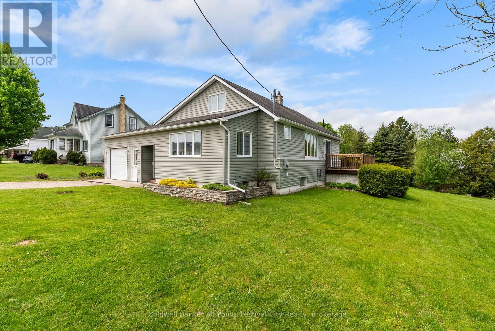 484 Bob Street, Huron-Kinloss (Lucknow), Ontario  N0G 2H0 - Photo 3 - X13170926