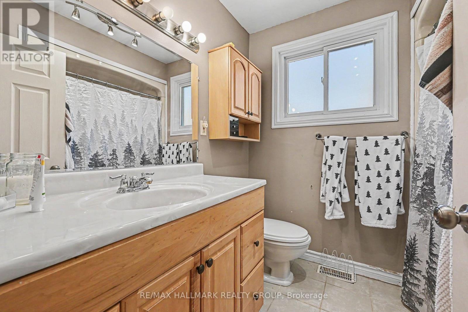 296 Britannia Road, Ottawa, Ontario  K2B 5X4 - Photo 12 - X13170850