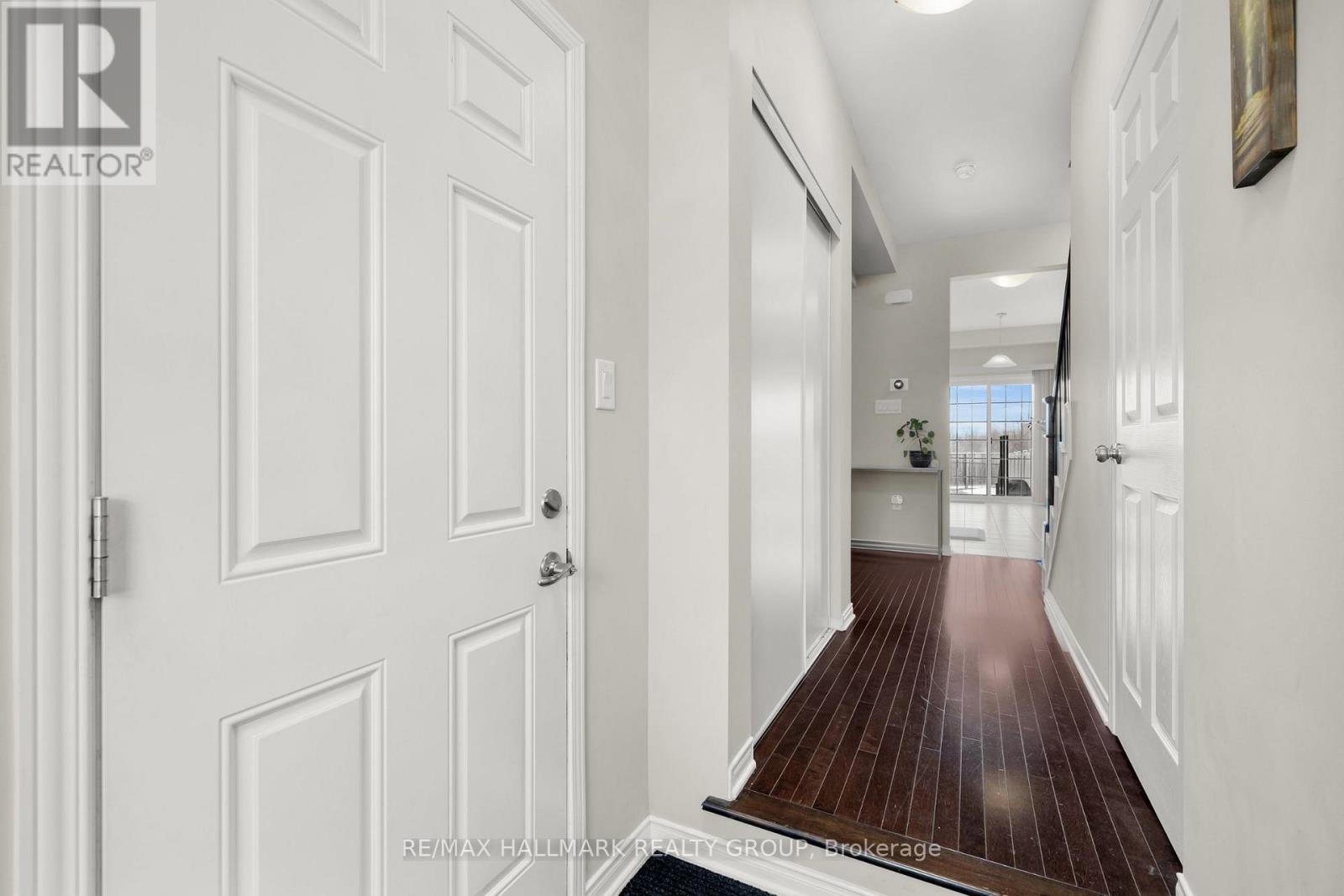132 Laramie Crescent, Ottawa, Ontario  K2J 5Z8 - Photo 2 - X13170854