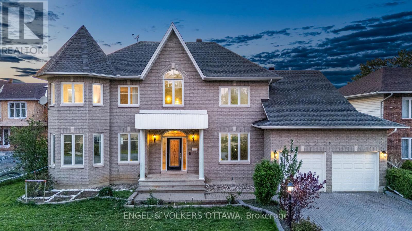 5 CASSONE COURT, Ottawa, Ontario
