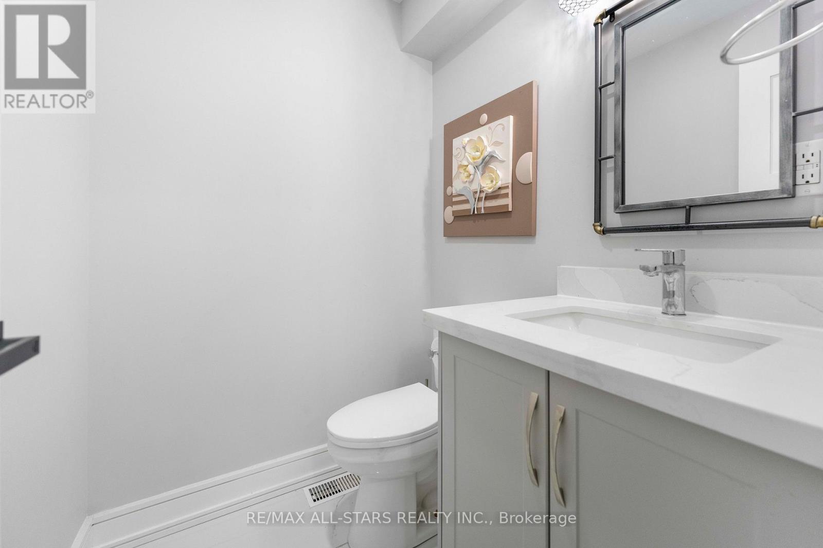 826 Krosno Boulevard, Pickering, Ontario  L1W 1G9 - Photo 13 - E13162846