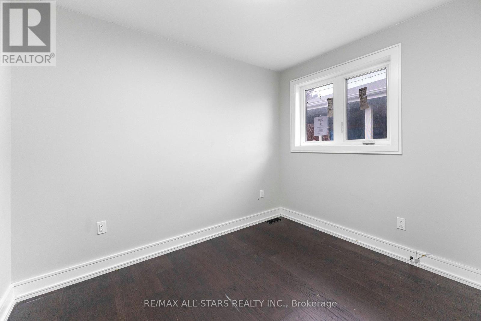 826 Krosno Boulevard, Pickering, Ontario  L1W 1G9 - Photo 16 - E13162846