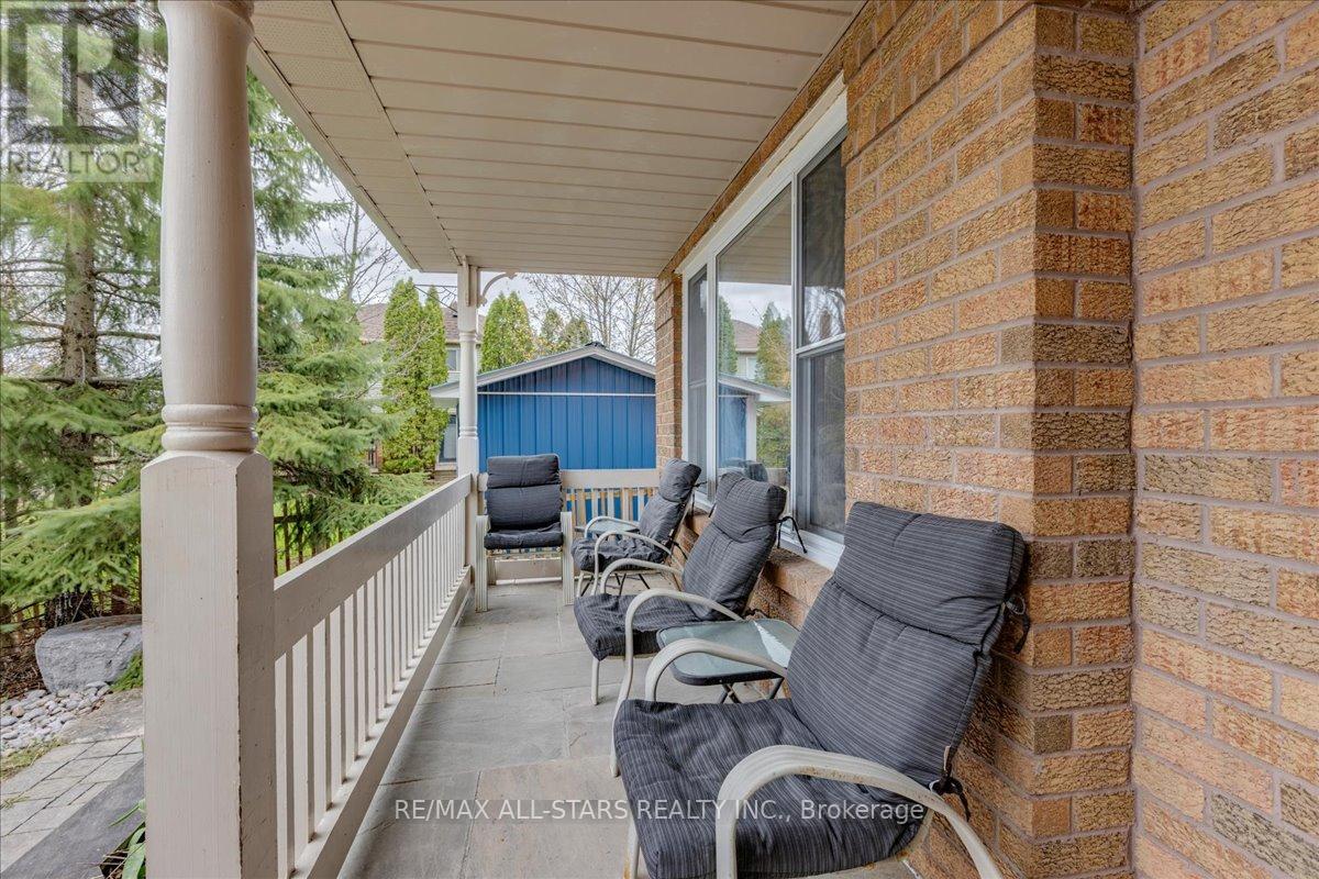 6 Hadera Place, Georgina, Ontario  L4P 3N6 - Photo 3 - N13077340